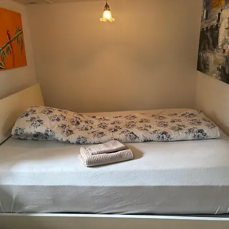 Troldehuset Villa *